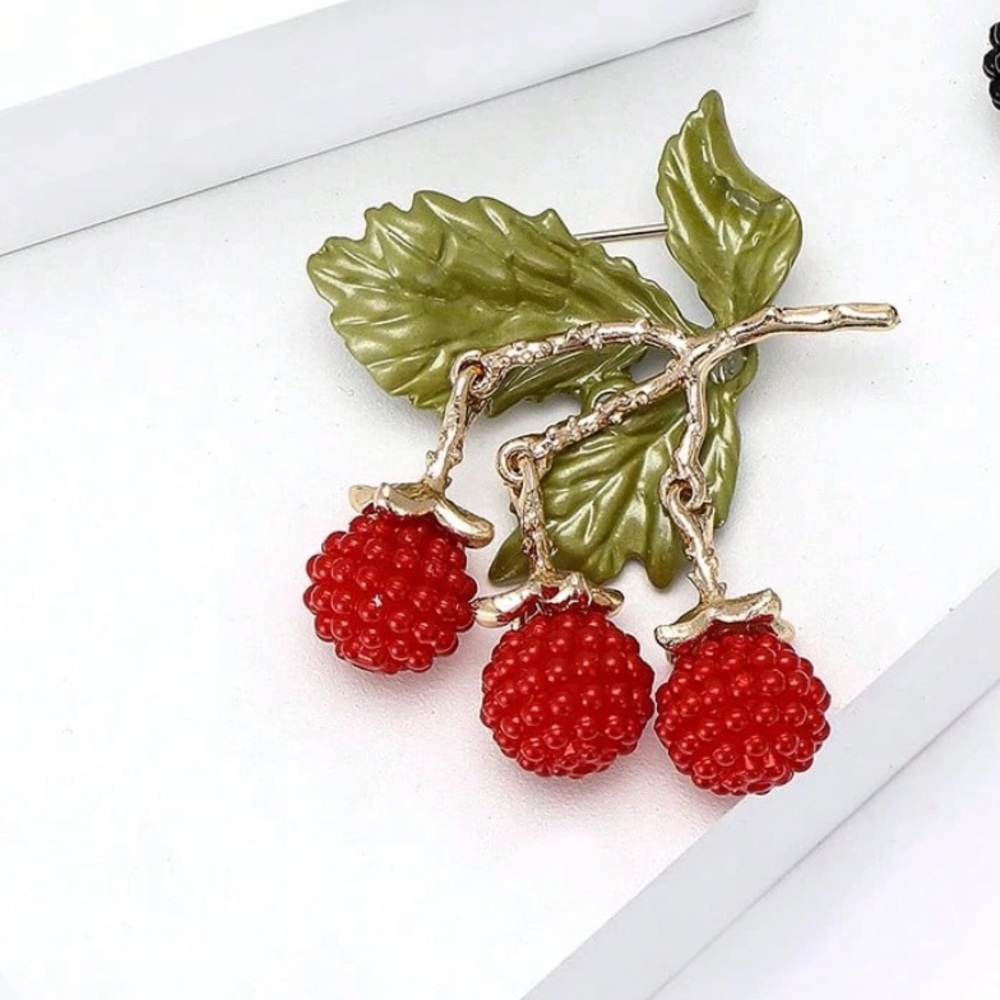 Beaded Raspberry Brooch - Picture 2 of 5